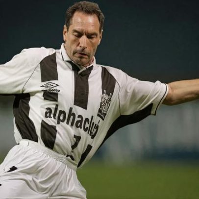Santos vence Grêmio por 2 a 0 no Brasileirão de 2000; Edmundo decide