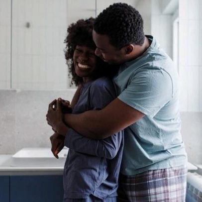 Deseie 'Feliz Natal' ao seu cônjuge em primeiro lugar