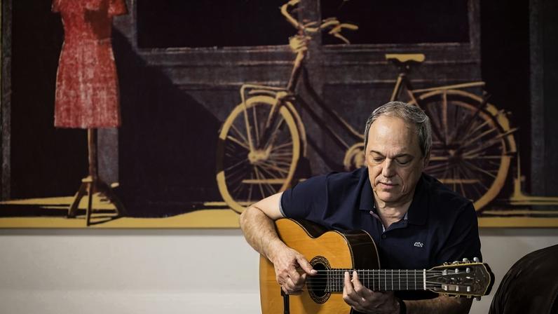 O cantor e compositor Toquinho, que se apresenta no Teatro Porto Seguro