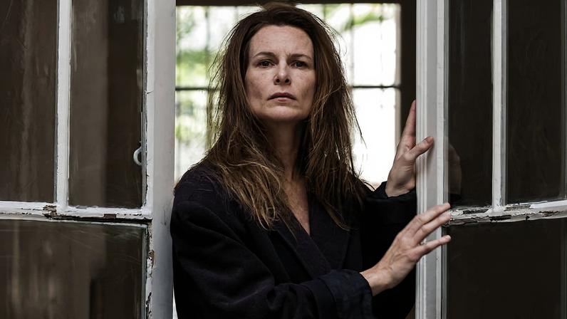 Ondina Clais, atriz do monólogo 'K.I.', baseado em Dostoiévski