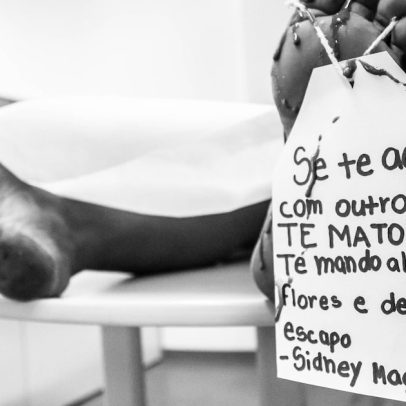Ação expõe letras de músicas brasileiras com referências a feminicídio e estupro