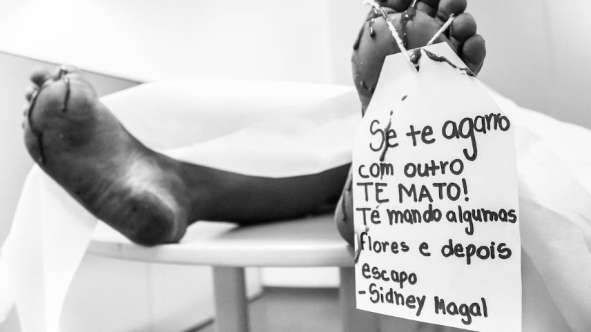 Trecho da música 'Se te agarro com outro te mato' de Sidney Magal, cantor famoso nos anos 80