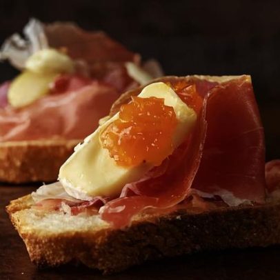 Restaurante Aranda oferece culinária basca com destaque para tapas, avaliação