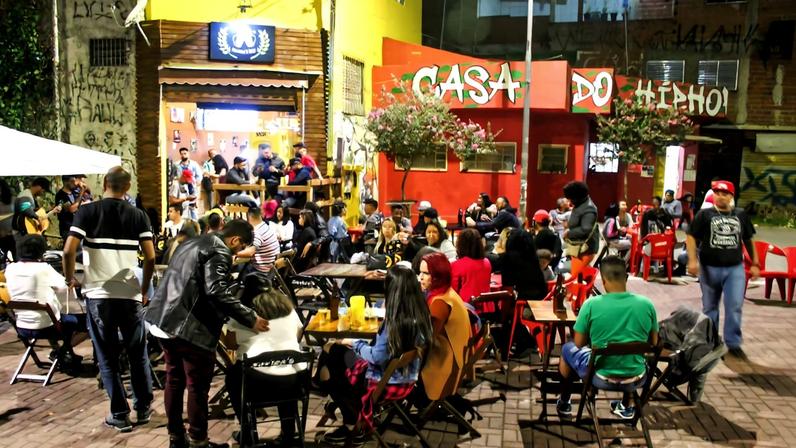 Xavica's Bar, em Perus