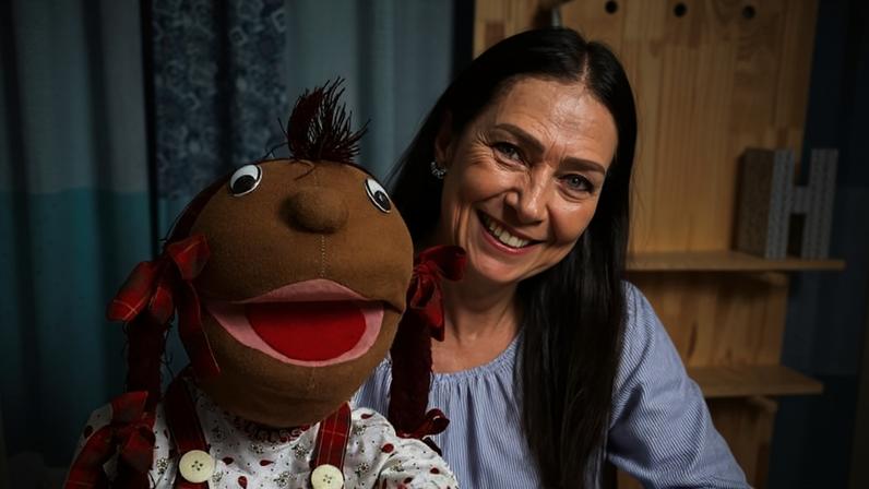 Fique em casa: conheça canais online com contação de histórias para os pequenos