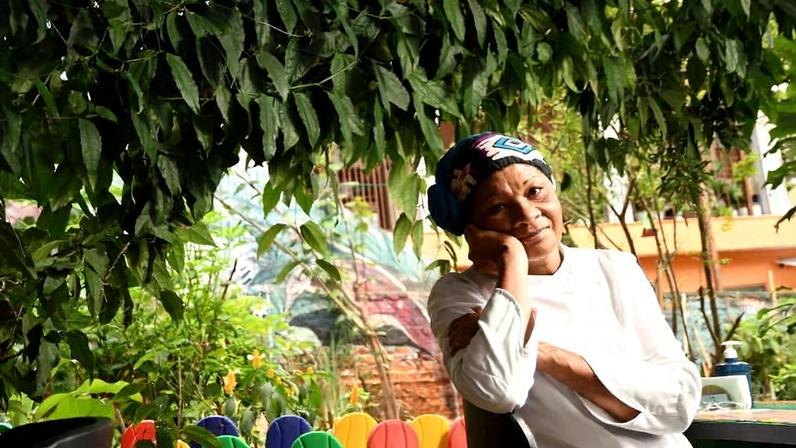 Conheça a tia Nice, chef do Organicamente Rango