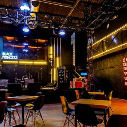 Marina Sena, Rubel e Tuyo promovem shows gratuitos em nova casa de SP