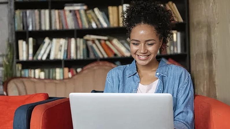 A USP abre nesta segunda-feira (23) o período para efetivação de matrícula virtual de todos os candidatos convocados nas listas de 1ª, 2ª e 3ª chamadas do vestibular 2026