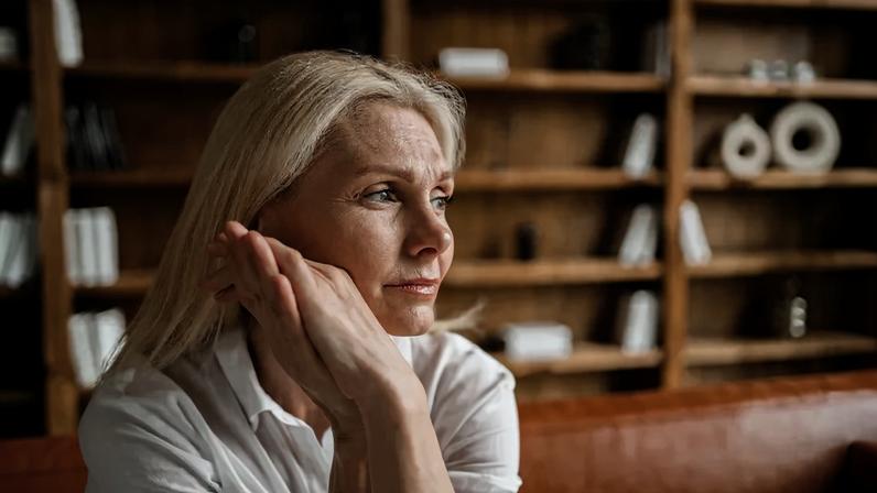 Cerca de 85% das mulheres apresentam sintomas da menopausa — Foto: Getty Images