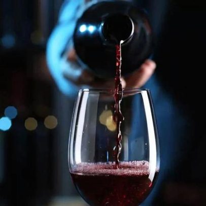 Três ideias erradas sobre os benefícios do vinho tinto