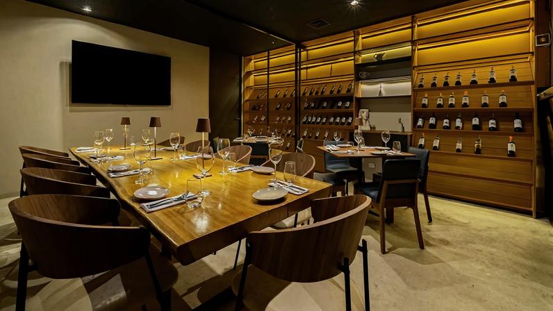 Sala privativa do restaurante Capanema, nos Jardins