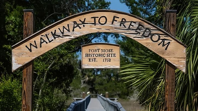 Sign of Fort Mose that reads Walkway to Freedom