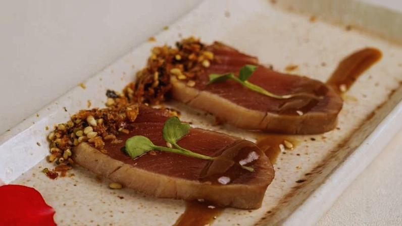 Prato servido no Oue Sushi, em São Paulo