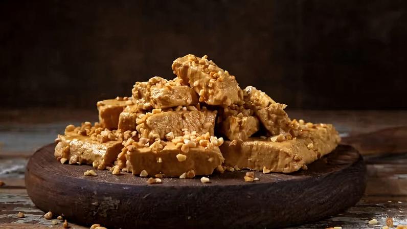 Amendoim, coco, chocolate, milho e especiarias são ingredientes que podem compor deliciosas sobremesas típicas de Festa Junina — Foto: Freepik / Creative Commons