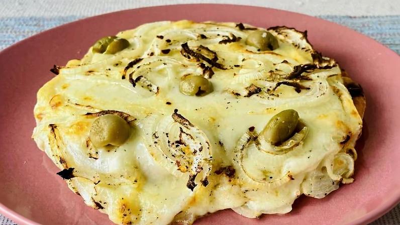 Fugazzeta, pizza argentina de queijo e cebola