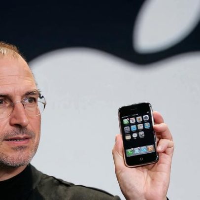 Apple completa 50 anos: como começou, quase falhou e molda o futuro