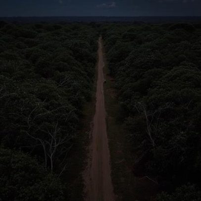 Pistas de pouso de traficantes afetam comunidades indígenas da Amazônia peruana