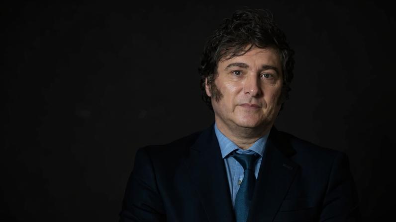 Milei direcionou seguidores a um site que pretendia arrecadar dinheiro para pequenas empresas na Argentina usando o token de criptografia (Foto: Mauricio Zina/Bloomberg)