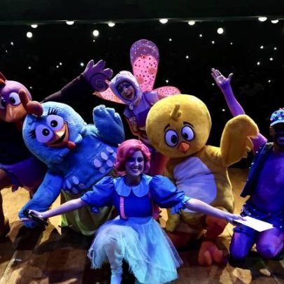 Galinha Pintadinha e Patati Patatá fazem shows para crianças em SP