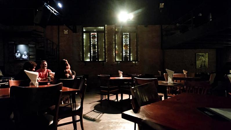 Salão do Bona, casa de shows em Sumaré, região oeste da capital paulista