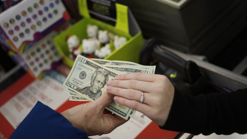 Enquanto a proposta de tributar as remessas naquele país avança, os latino-americanos exploram alternativas para evitar um impacto maior na transferência desses fluxos de recursos