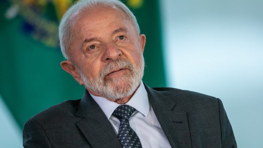 O presidente Lula em cerimônia no Palácio do Planalto; Ipec apontou deterioração da imagem do governo (Foto: Brenno Carvalho/Agência O Globo)
