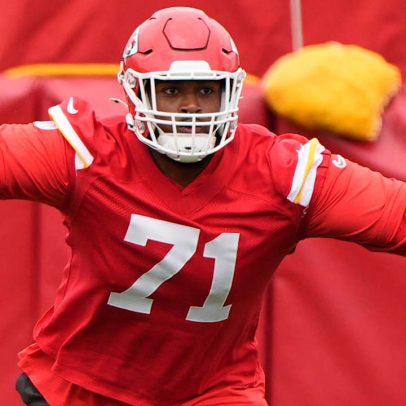 Josh Simmons impressiona Chiefs e Travis Kelce após atividades de primavera