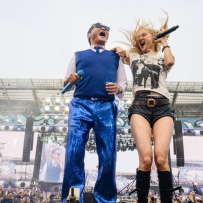 Rosé surpreende fãs ao se apresentar com PSY no concerto de verão em Seul