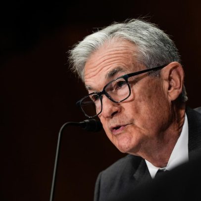 Trump critica Powell e pressiona Fed por cortes nos juros em nova declaração