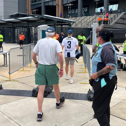 Estádio proíbe roupas 'obscenas', apostas e xingamentos em Botafogo x Palmeiras