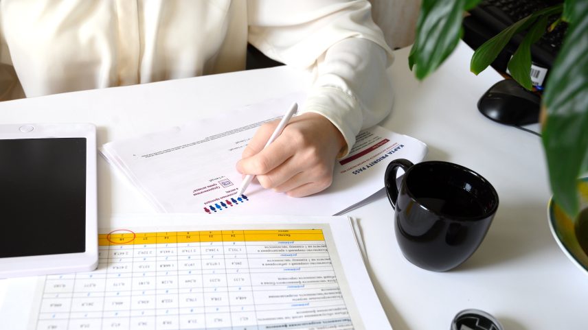 Dominar conceitos de finanças corporativas ajuda profissionais de todas as áreas a tomar decisões mais estratégicas e subir na carreira (Foto: verba0711/envato)