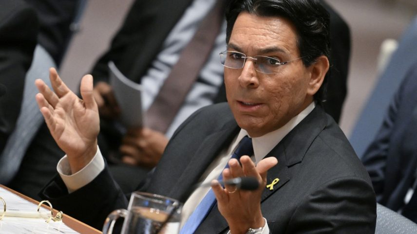 Embaixador israelense nas Nações Unidas, Danny Danon, discursa durante uma reunião do Conselho de Segurança das Nações Unidas sobre o conflito entre Israel e Irã (Foto: ANGELA WEISS / AFP)