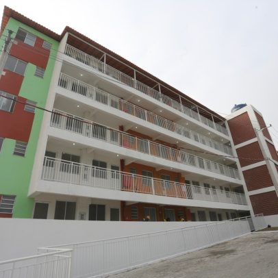 Governo do Rio entrega novas moradias populares na Zona Norte da cidade