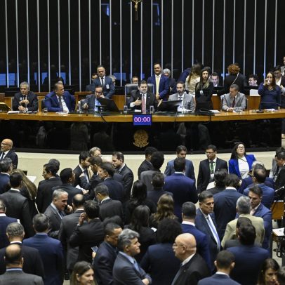 Congresso aumenta número de deputados e ignora críticas sobre gastos públicos
