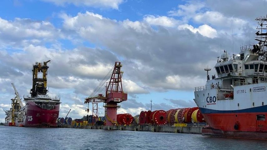 Porto do Açu, em São João da Barra (RJ), está entre os terminais portuários que devem se beneficiar com a construção do Arco Ferroviário do Sudeste (Foto: Reprodução)