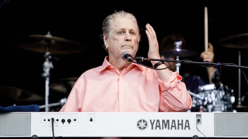 Brian Wilson, ícone dos Beach Boys, falece aos 82 anos e deixa legado musical imortal