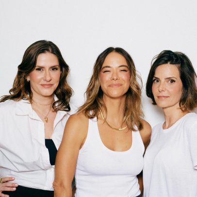Miá Mello, Camila Raffanti e Juliana Araripe estreiam comédia sobre menopausa, liberdade e recomeço