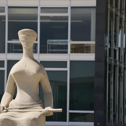 STF define responsabilidade das redes sociais por conteúdos de usuários e determina remoção imediata em casos graves