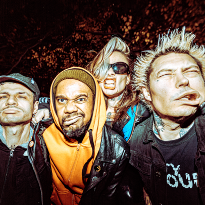 Fantazmaz, nova banda da Repetente Records, lança a acelerada e ácida 'You Owe Me a Fortune'
