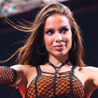 Anitta reaparece nas redes sociais após tratamento de infecção bacteriana