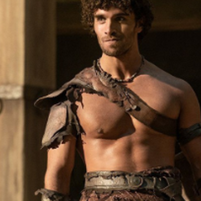 Spartacus retorna com primeiras imagens oficiais da nova temporada
