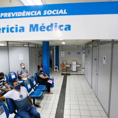 Proposta que dispensa revisão de perícia médica do INSS aguarda promulgação final