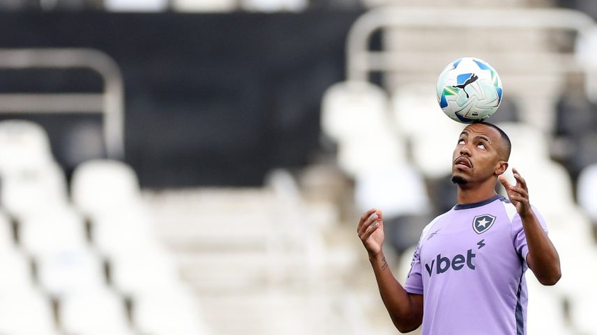 Marlon Freitas será titular do Botafogo contra o PSG (Foto: Vitor Silva/Botafogo)