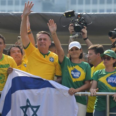 Michelle Bolsonaro se distancia de Jair e gera repercussão no cenário político