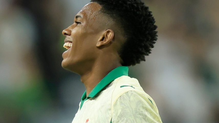 Titular, Estêvão não se destacou, enquanto reservas Paulinho e Maurício marcaram (Foto: Hugo Rivera/Jam Media/Getty Images)