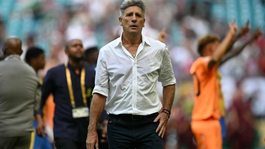 Jornal italiano definiu Renato Gaúcho como 'um dos melhores treinadores da América do Sul' (Foto: CHANDAN KHANNA / AFP)