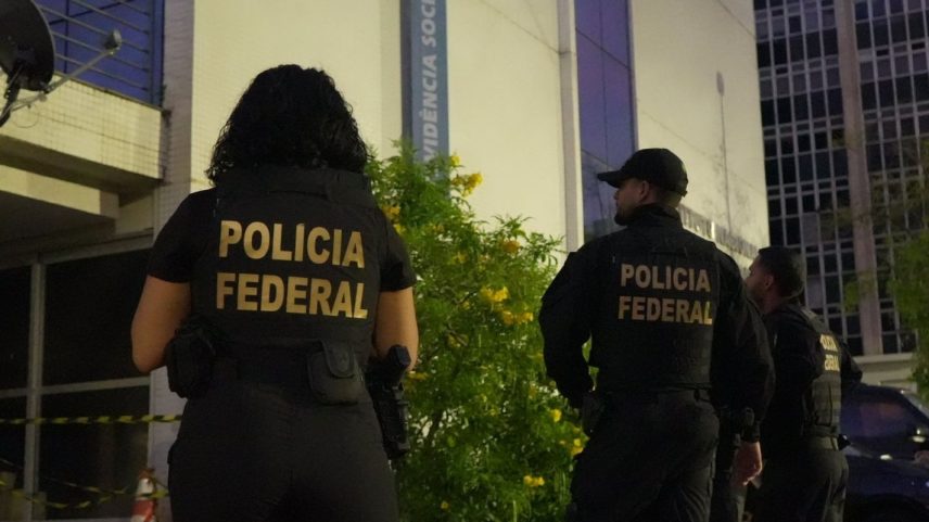 Operação da PF contra fraudes de descontos no INSS (Foto: Divulgação/Polícia Federal)