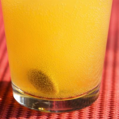 Vitamina C reativa genes de crescimento e aumenta espessura da pele