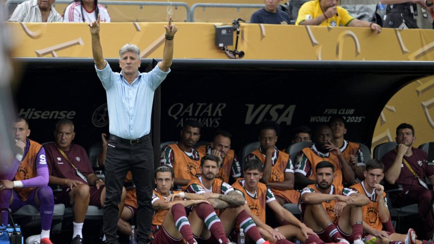 Renato Gaúcho celebra gol do Fluminense no jogo decisivo do Campeonato Carioca de 1995 (Foto: Ormuzd Alves - 25.jun.85/Folhapress)