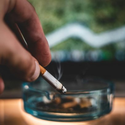 Exposição ao tabaco causa mais de 7 milhões de mortes anuais no mundo, revela estudo